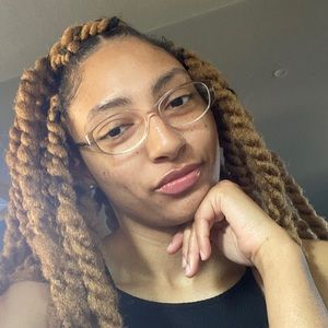 Meet your Posher, Myiah